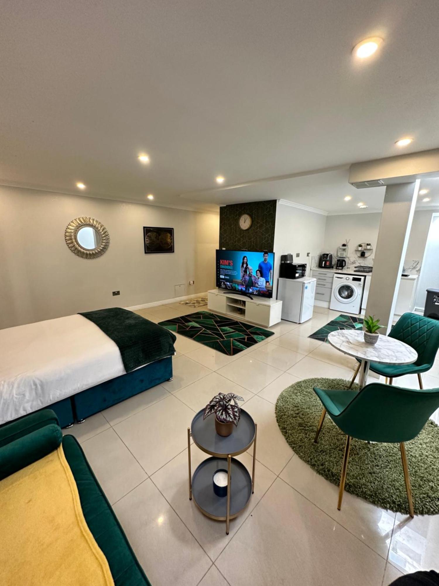 Harrow on the Hill Luxury Studio Apartment מראה חיצוני תמונה